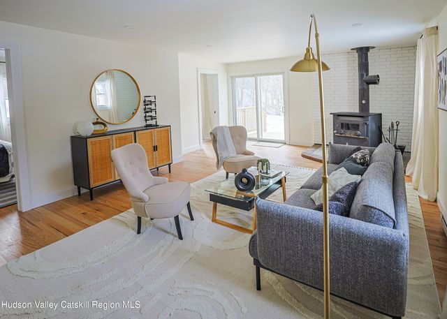 12 Eddy Street, Saugerties, NY 12477