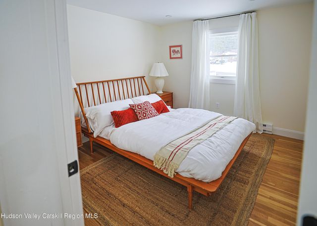 12 Eddy Street, Saugerties, NY 12477