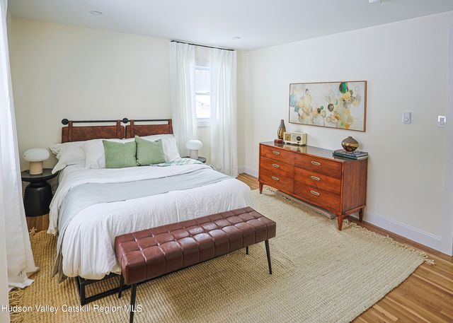 12 Eddy Street, Saugerties, NY 12477