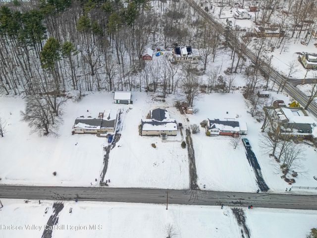 12 Eddy Street, Saugerties, NY 12477