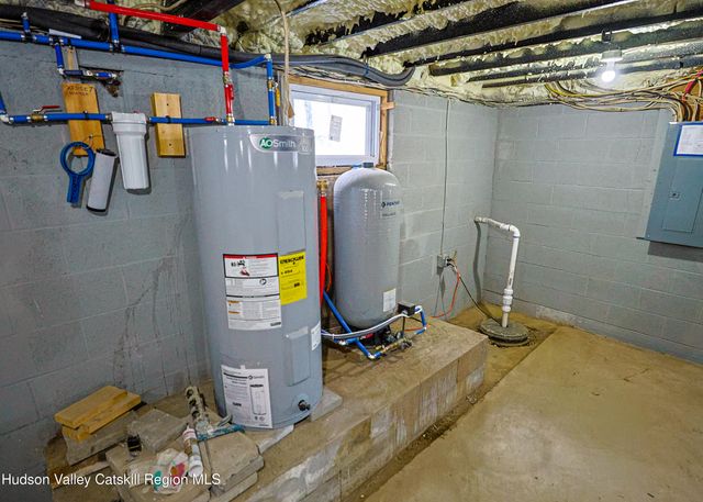 12 Eddy Street, Saugerties, NY 12477