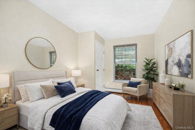 946 E 181st Street, Bronx, NY 10460