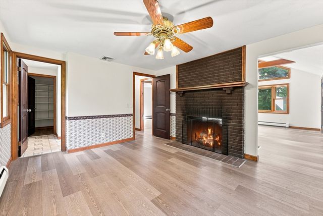 291 Pochassic Road, Westfield, MA 01085