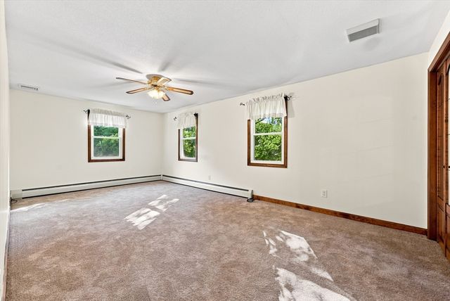 291 Pochassic Road, Westfield, MA 01085