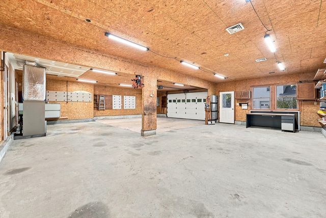 291 Pochassic Road, Westfield, MA 01085