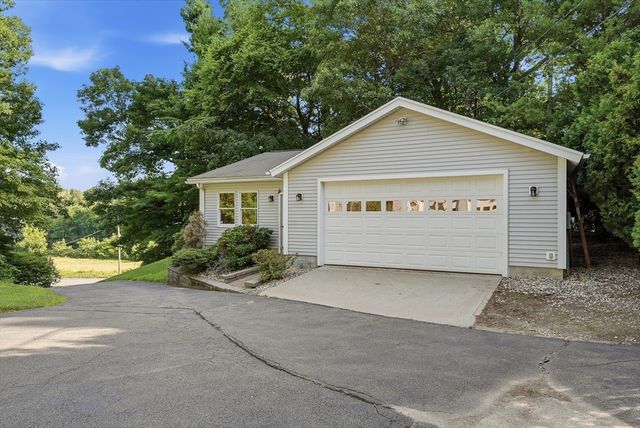 291 Pochassic Road, Westfield, MA 01085