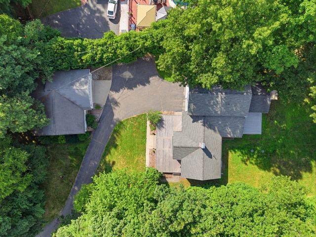 291 Pochassic Road, Westfield, MA 01085