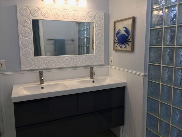 7429 BROUGHTON STREET, Sarasota, FL 34243