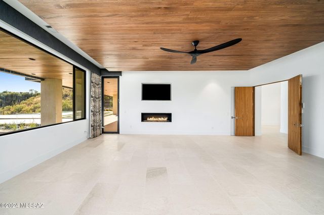 3569 E Secret Canyon Place, Tucson, AZ 85718