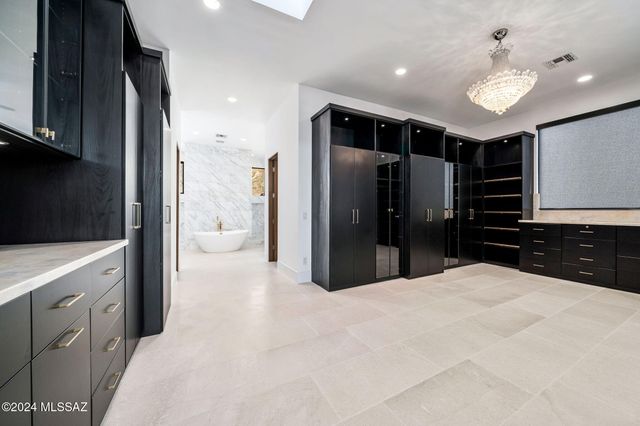 3569 E Secret Canyon Place, Tucson, AZ 85718