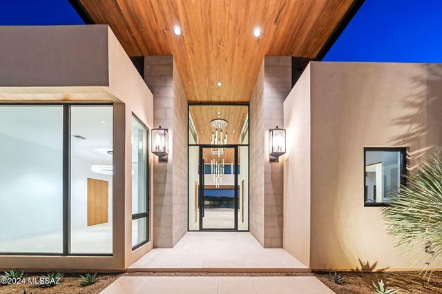 3569 E Secret Canyon Place, Tucson, AZ 85718