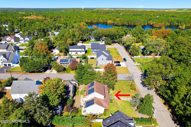 1513 Oakdale Street, Toms River, NJ 08757