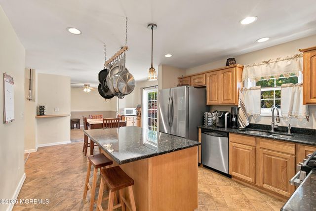 1513 Oakdale Street, Toms River, NJ 08757