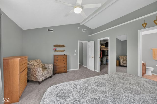 6538 Stafford Trace, Zionsville, IN 46077