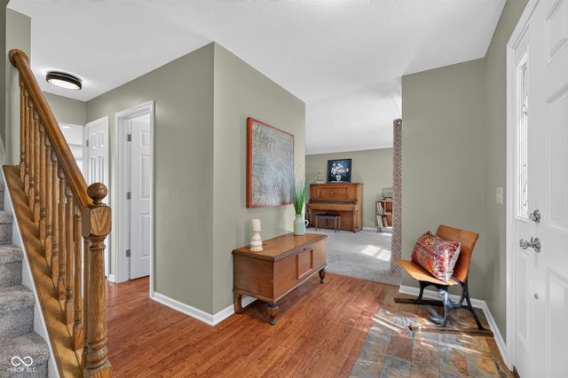 6538 Stafford Trace, Zionsville, IN 46077