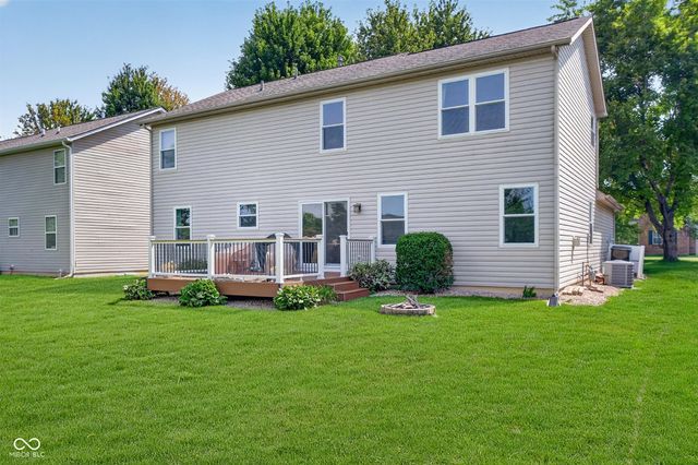 6538 Stafford Trace, Zionsville, IN 46077