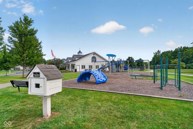 6538 Stafford Trace, Zionsville, IN 46077