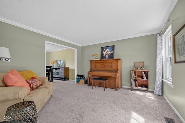 6538 Stafford Trace, Zionsville, IN 46077