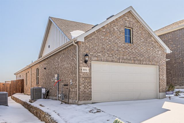 801 Leavenworth Drive, Mckinney, TX 75071