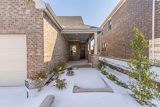 801 Leavenworth Drive, Mckinney, TX 75071