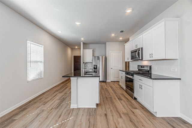 801 Leavenworth Drive, Mckinney, TX 75071
