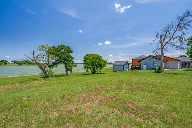 1505 Hillcrest Drive, Little Elm, TX 75068