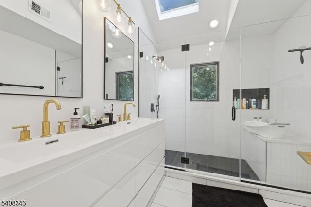 104 S Powder Mill Rd, Parsippany-troy Hills Twp., NJ 07950