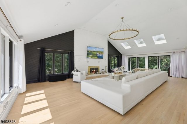 104 S Powder Mill Rd, Parsippany-troy Hills Twp., NJ 07950