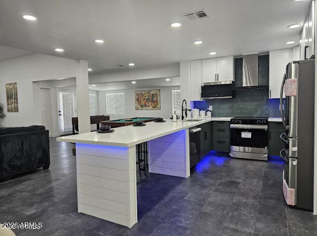 5040 N 69TH Drive, Glendale, AZ 85303