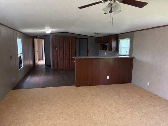 204 Mcelroy Street, Southmayd, TX 76273