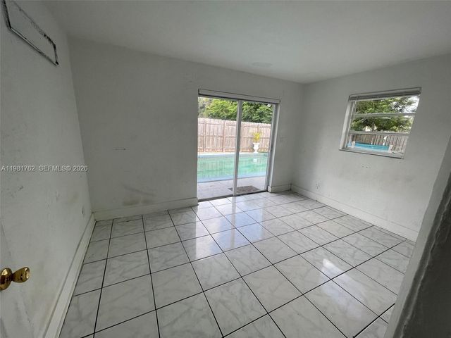 5751 SW 38th Ct, Davie, FL 33314