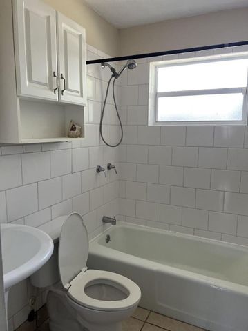 3120 SW 15th Avenue E, Fort Lauderdale, FL 33315