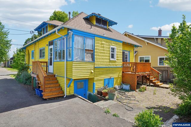 443 24th St NE, Salem, OR 97301
