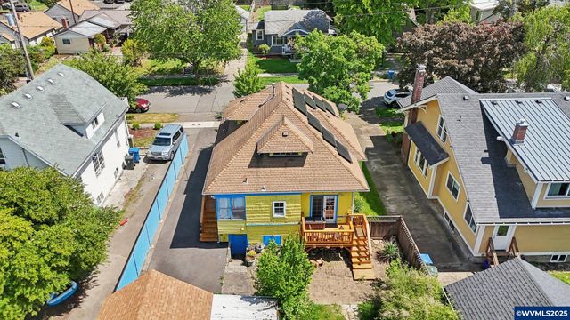 443 24th St NE, Salem, OR 97301