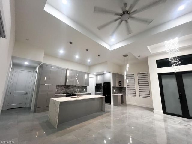 8396 Tolles DR, North Fort Myers, FL 33917