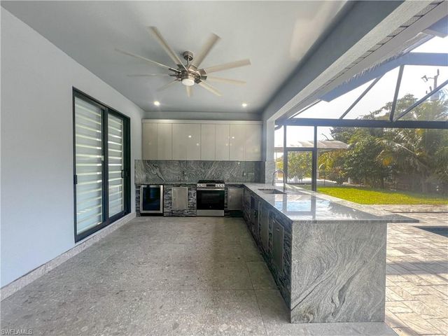 8396 Tolles DR, North Fort Myers, FL 33917