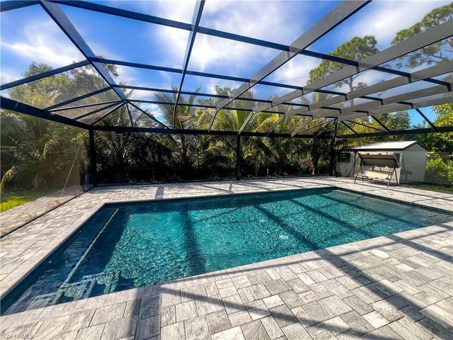 8396 Tolles DR, North Fort Myers, FL 33917