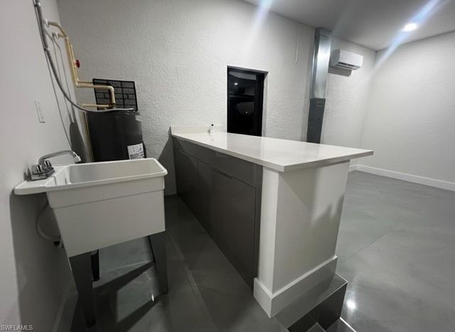 8396 Tolles DR, North Fort Myers, FL 33917