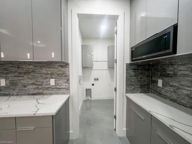 8396 Tolles DR, North Fort Myers, FL 33917