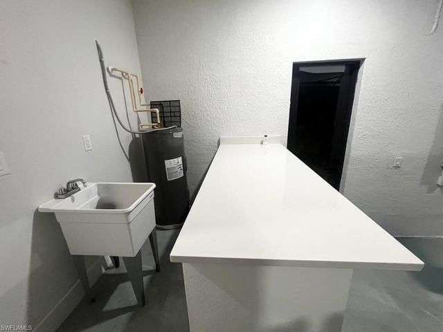 8396 Tolles DR, North Fort Myers, FL 33917