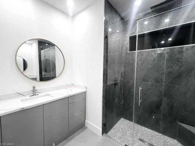 8396 Tolles DR, North Fort Myers, FL 33917