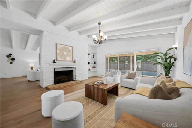 23000 Brenford Street, Woodland Hills, CA 91364