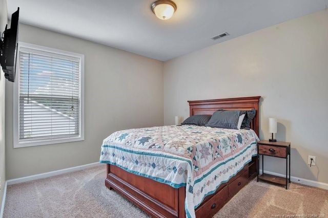 16 Burr Oak Circle, Bunnlevel, NC 28323