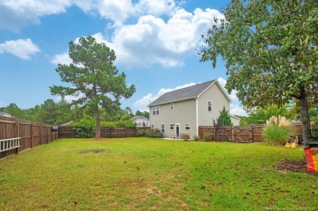 16 Burr Oak Circle, Bunnlevel, NC 28323