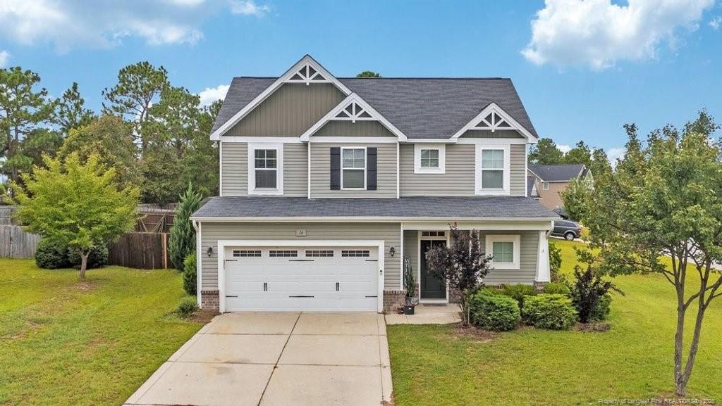 16 Burr Oak Circle, Bunnlevel, NC 28323