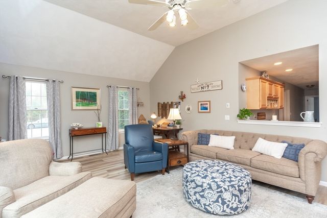 94 Dean Rd, Marlborough, MA 01752