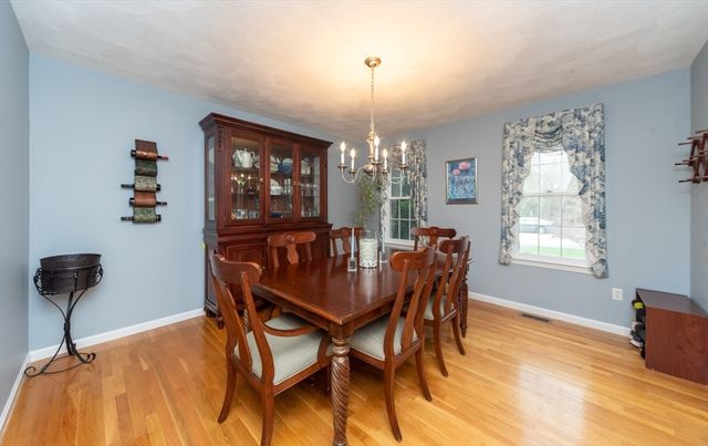 94 Dean Rd, Marlborough, MA 01752