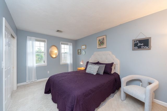 94 Dean Rd, Marlborough, MA 01752