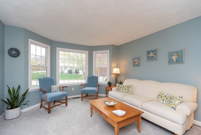 94 Dean Rd, Marlborough, MA 01752