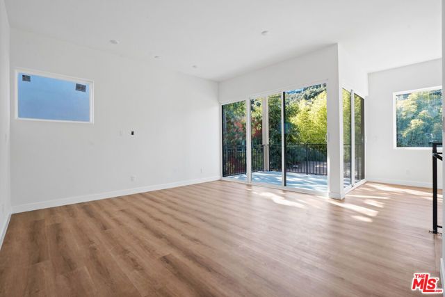 3686 Fredonia Drive, Los Angeles, CA 90068
